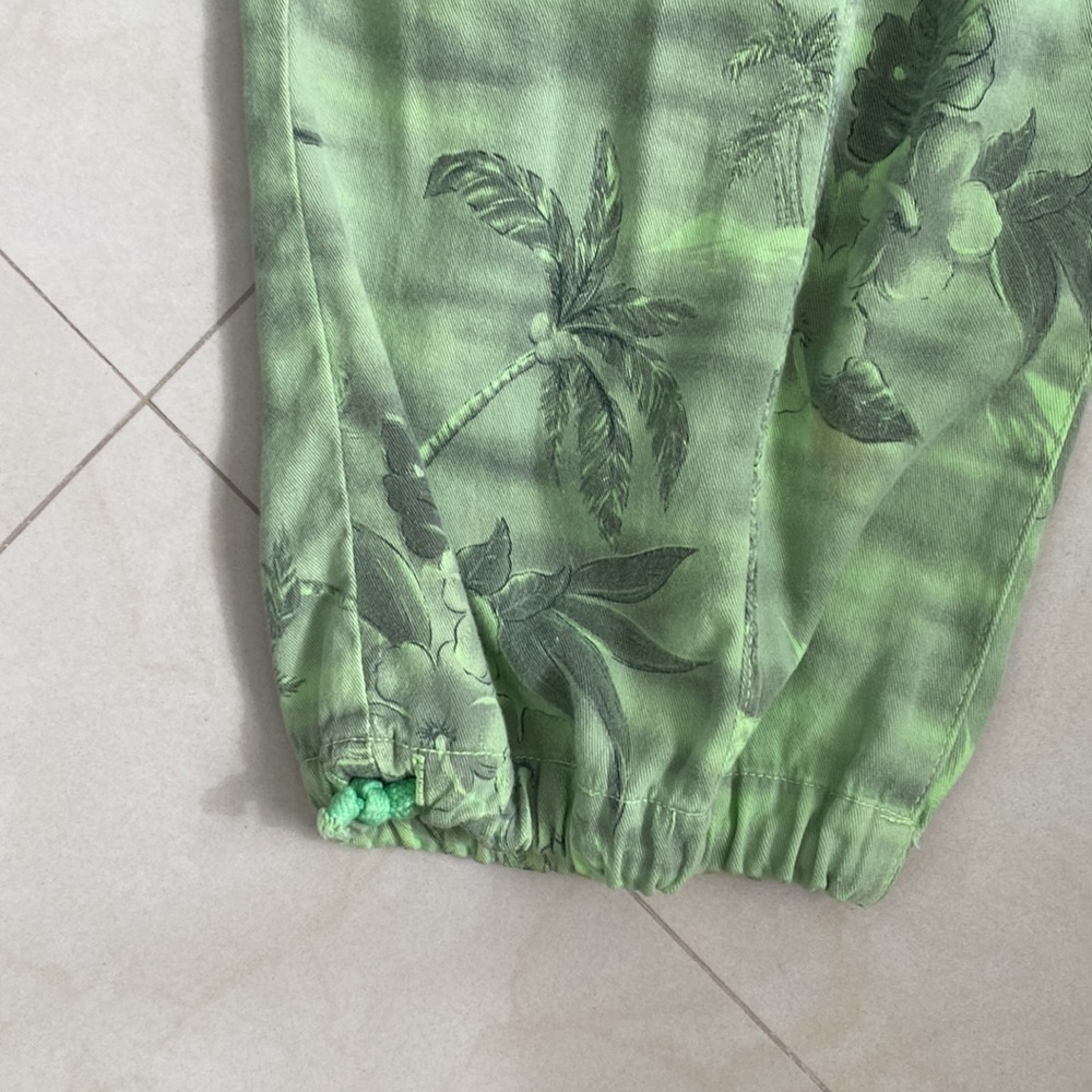 Tropical Print Cargo Pants - Picture 3 of 7